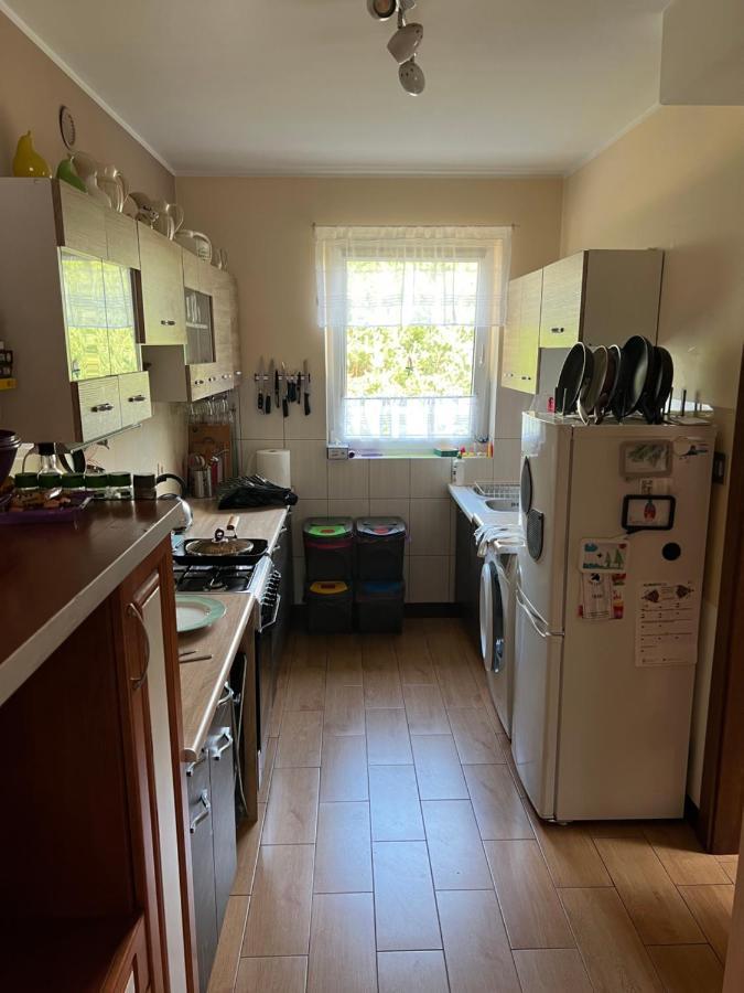 Kaszuby- Domek Caloroczny Nad Jeziorem Gowidlinskim Sulęczyno Exteriör bild